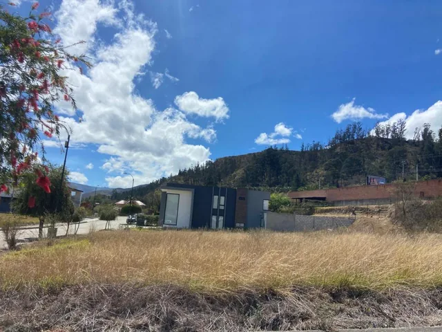 Terreno en Urbanización Privada, Challuabamba, Azuay — imagen 2