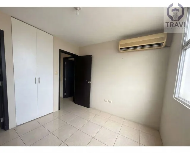 Casa en Venta en Urbanización La Perla Etapa 2 Al Norte, Guayas — imagen 2