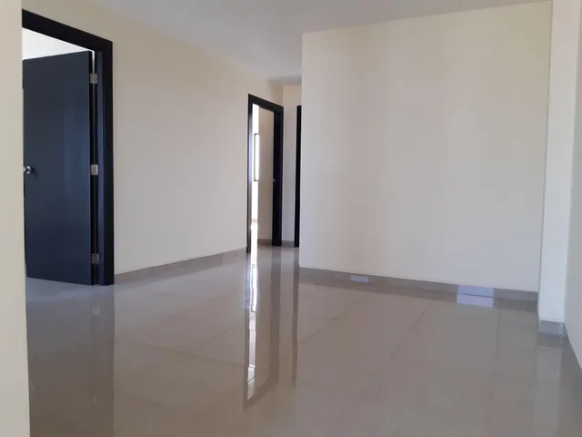 Casa Esquinera de Estreno en Venta en Mallorca Village, Guayas — imagen 4