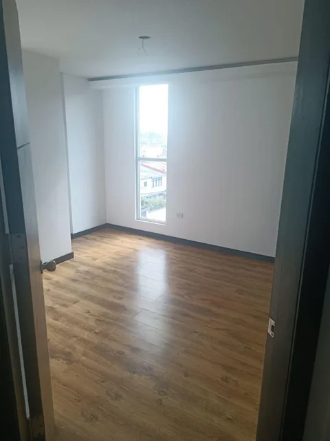 Departamento de Venta a Pasos de 6 de Diciembre Cerca Colegio de America — imagen 5