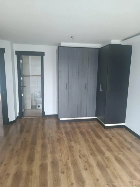 Departamento de Venta a Pasos de 6 de Diciembre Cerca Colegio de America — imagen 4