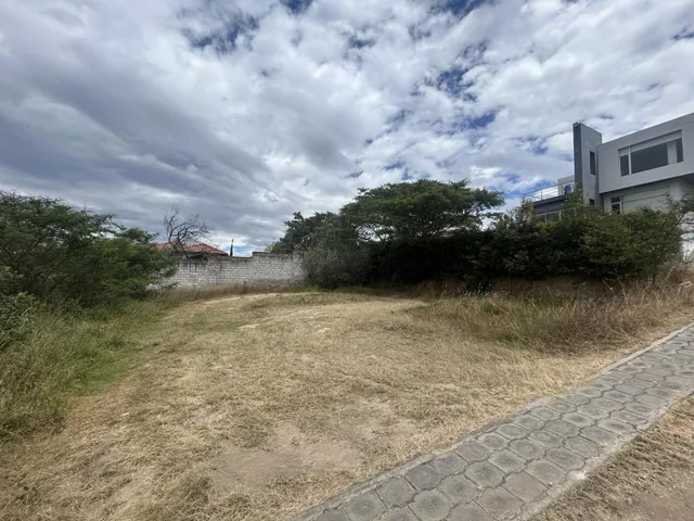 Ira Venta de Terreno de 479 m² en Conjunto Sector Nayón — imagen 2