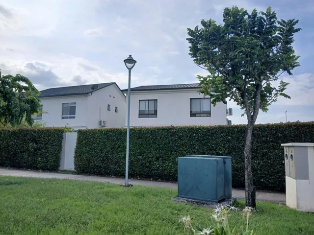 Casa Esquinera Venta Vilanova - Via Salitre, Guayas — imagen 3