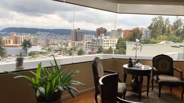 Amplio y Hermoso Departamento con Espectacular Vista El Bosque — imagen 4