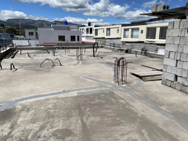 Venta Superficie de 229 m² Para Construir Departamento de 3 Dorm., Sector Tumbaco — imagen 5