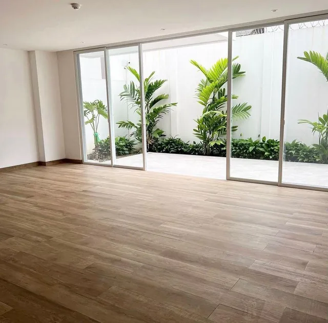 Samborondón Km 5 Departamento Planta Baja de Venta, Guayas — imagen 4