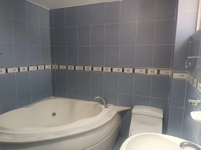 Casa de 135 m² con 3 Dorm. en Venta en Mitad del Mundo — imagen 5