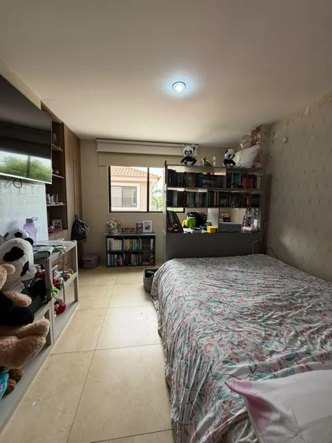 Casa Esquinera en Venta en Ciudad Celeste | 4 Dorm. | Piscina | $279.000 Negociables, Guayas — imagen 2