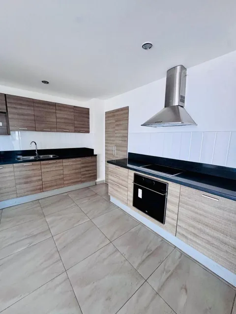 En Venta Departamento Nuevo de 2 Habitaciones con Vista Al Mar en Urbanización Privada, Manabí — imagen 2