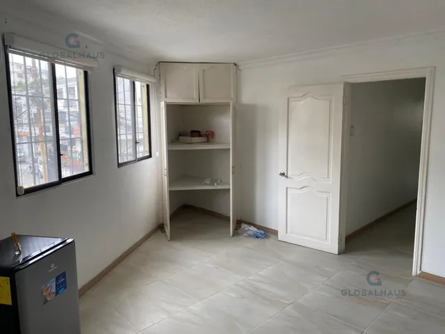 Venta de Departamento de 3 Habitaciones en Lomas de Urdesa A. m. Guayas — imagen 2