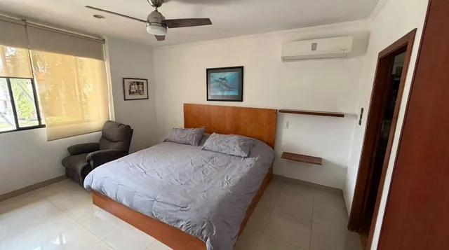 Se Vende Casa con Piscina en Urb. Estancias del Rio - Samborondon Guayaquil. (Ronald), Guayas — imagen 4