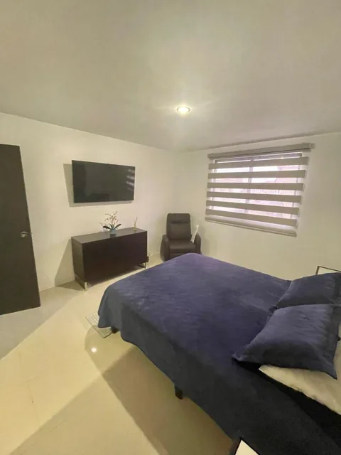 Casa Remodelada en Venta en Ciudad Celeste/samborondon, Guayas — imagen 4