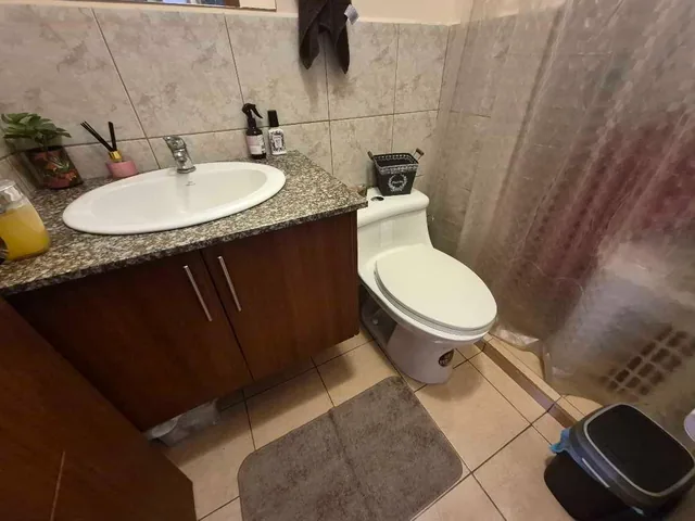 Venta Departamento 2 Habitaciones, Parqueo, Urb. Jardines Amagasi — imagen 5