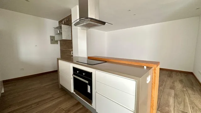 ¡Oportunidad! Departamento en Venta con Amplia Terraza – San Juan de Cumbayá — imagen 4
