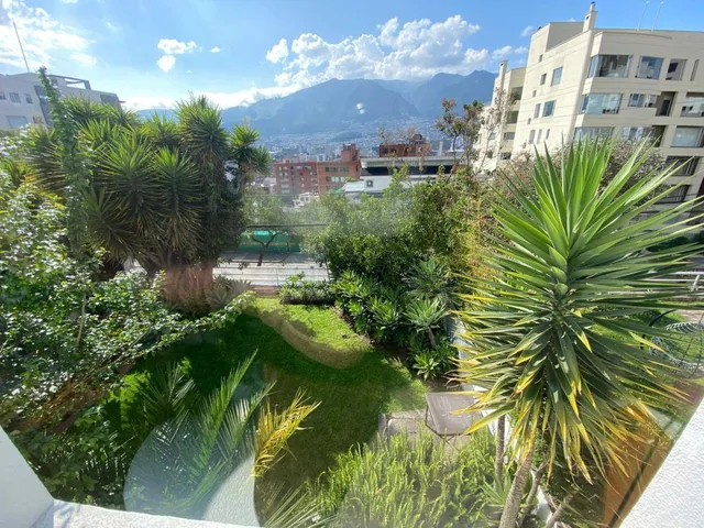 Vendo Departamento en El Sector de La Gonzalez Suarez — imagen 4
