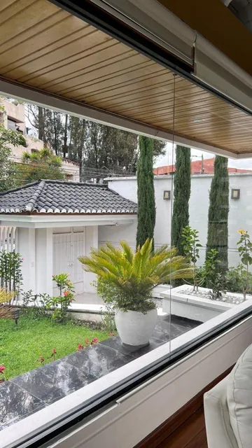 Venta Casa 734 m² Para Empresa, Embajadas, Geriatrico, Academias de Estudio, Centro Médicos — imagen 2