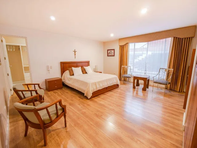 Departamento Amoblado en Venta, Azuay — imagen 5