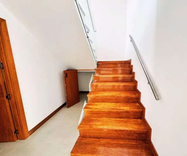 Casa 230 m², Tres Dorm., Tres Baños, Baño Social, Tres Parqueaderos en Venta en Tumbaco — imagen 4
