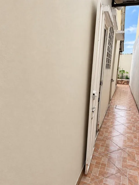 Elegante Villa en Venta en Alborada XIII Etapa, Guayas — imagen 2