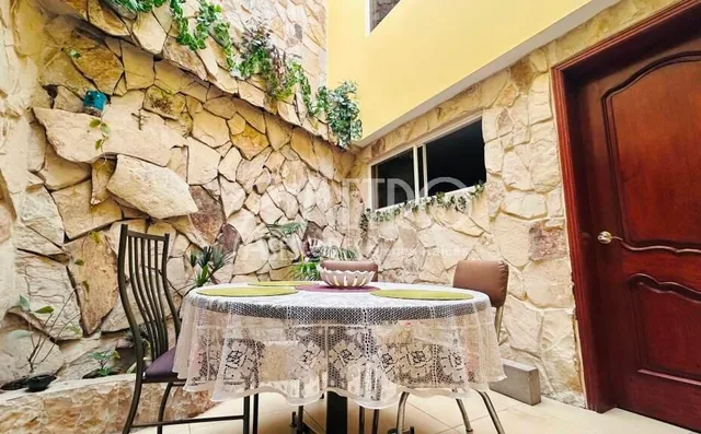 Casa Rentera de Venta Sector El Condado — imagen 4