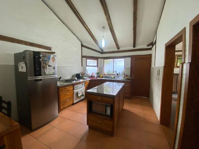 Venta Casa Grande Una Sola Planta 4 Dorm., Sector La Pampa — imagen 2