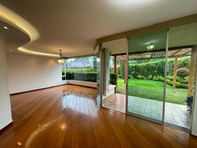 Venta Casa Sector Vieja Hacienda - Cumbaya — imagen 3