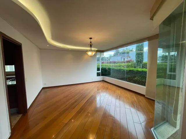 Venta Casa Sector Vieja Hacienda - Cumbaya — imagen 2