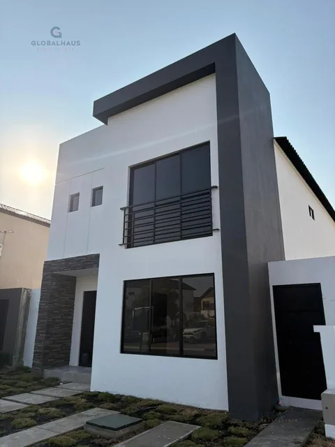 Venta de Casa en Samborondon, Urb Ciudad Celeste, 3 Habitaciones. V. J. Guayas — imagen 4