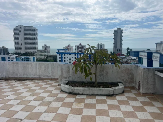 Departamento de Playa en Tonsupa con Terraza Privada de Venta — imagen 5