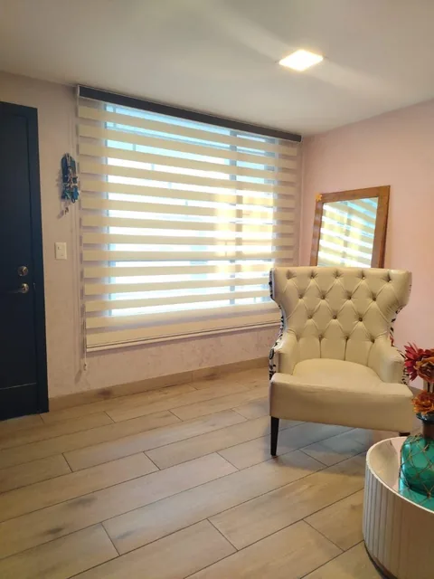 Casa de 130 m² con 4 Dorm. en Venta en Calderón — imagen 2
