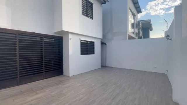 Venta de Casa en Vía a Salitre, Urbanización Mallorca Gabr, Guayas — imagen 2