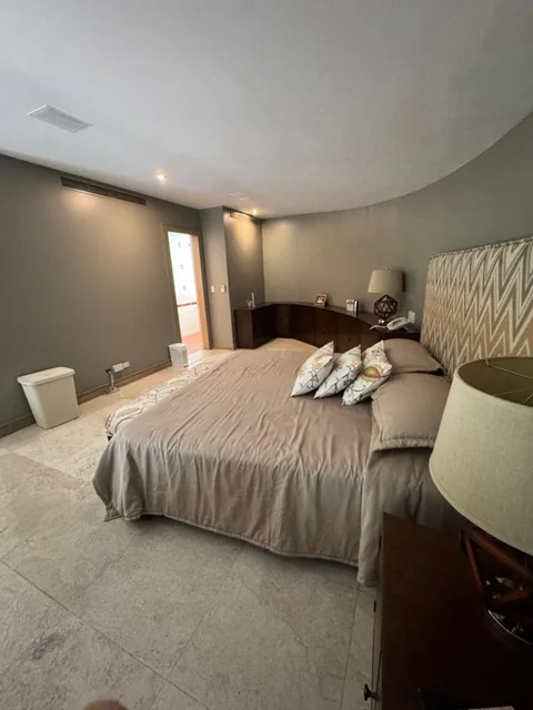 Primeros Kilom Villa Premiun Casa de 2400 m² con 5 Dorm. en Venta en Samborondón, Guayas — imagen 2