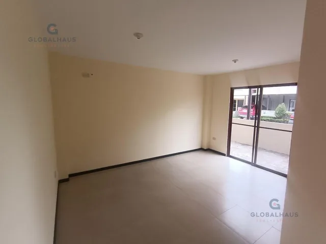 Venta Casa Urb. La Rioja, Av León Febrés Cordero, 3 Habitaciones, G. V. Guayas — imagen 3