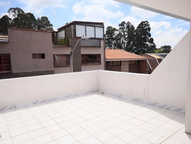 Casa Amoblada Sector Primero de Mayo, Azuay — imagen 2