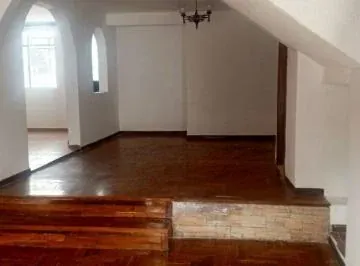 Vendo Casa Rentera con Departamento Renta Sector Vaca de Castro — imagen 3