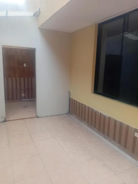 Departamento 110 m² con Garaje Privado en Ambato - Venta Directa, Tungurahua — imagen 2
