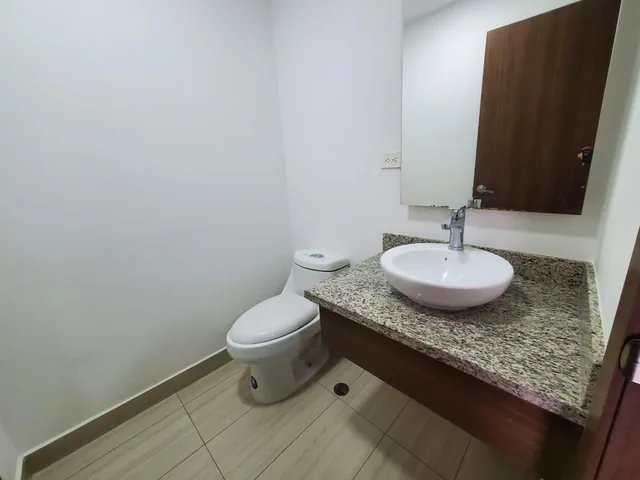 Rento Suite Sector La Carolina Calle Luxemburgo — imagen 5