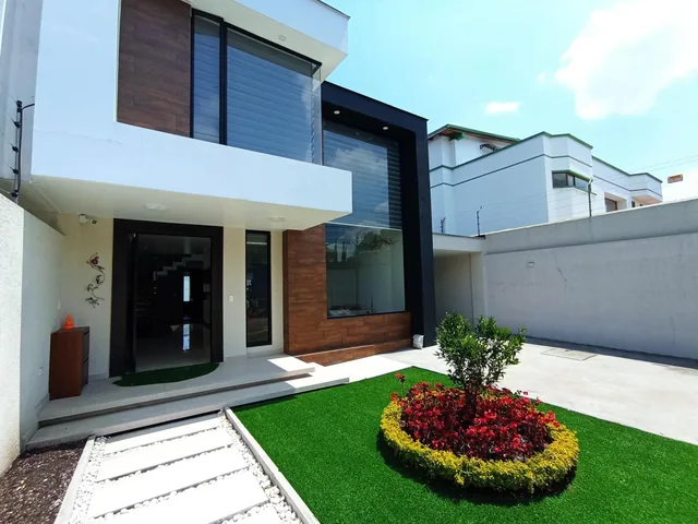 Hermosa Casa Independiente de Lujo 200 m² - La Armenia 1 — imagen 4