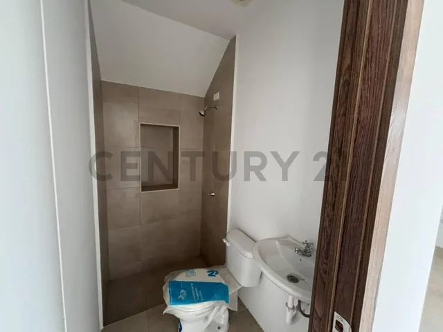 Casa de Estreno en Venta de 3 Dorm. en Urbanización Los Prados Etapa 2, Guayas — imagen 5