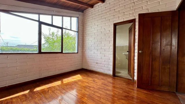 Casa Rentera en Venta con 2 Dep, 1 Suite en Sangolqui — imagen 3