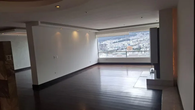 Vendo Bellisimo en Bellavista, Departamento de 350 m² Habitables. Provincia de Pichincha — imagen 5