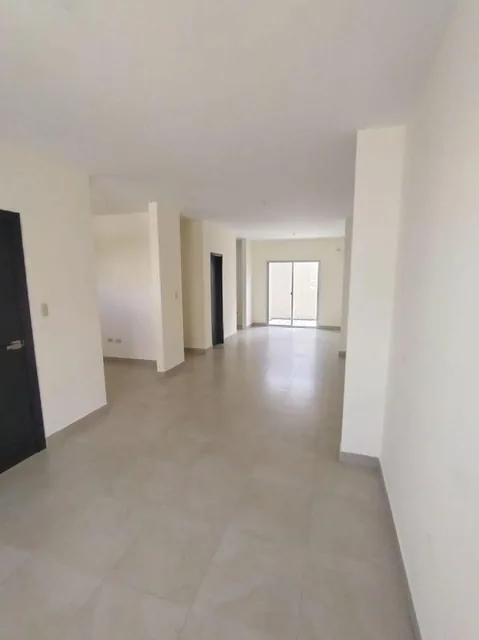 Vendo Casa en Urb. Arboletta, Via Salitre. Guayas — imagen 4
