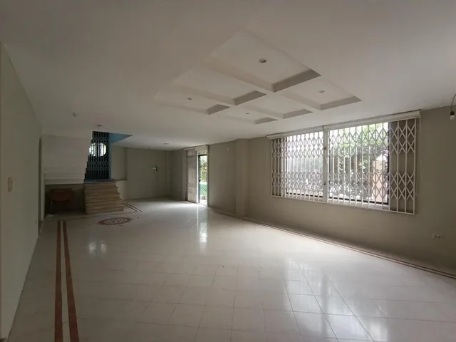Venta Casa en La Urbanización de Los Senderos Gabr, Guayas — imagen 2