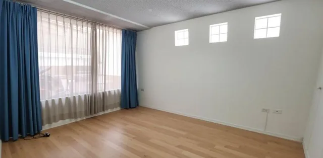 Vendo Dúplex de 3 Dorm. con Patio y Bbq — imagen 2