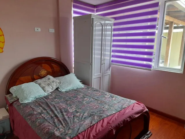 Linda Casa Dentro de Urbanización Privada 300 m² de Construcción - Cashapamba — imagen 2