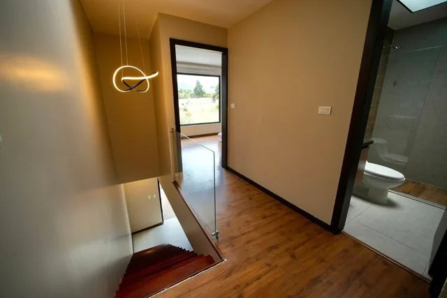 Estrene Casa Vip Miti Miti Sector y Cebollar, Azuay — imagen 4