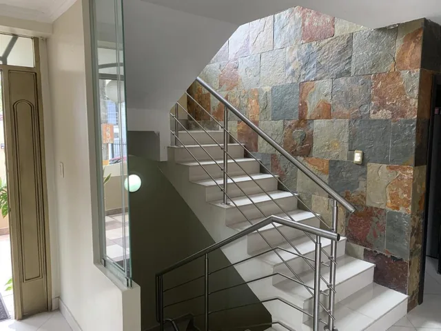 Amplia Casa en Ceibos Norte en Venta, Guayas — imagen 3