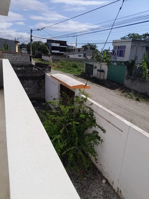 Casa Independiente de Venta en Tonsupa, Atacames — imagen 3