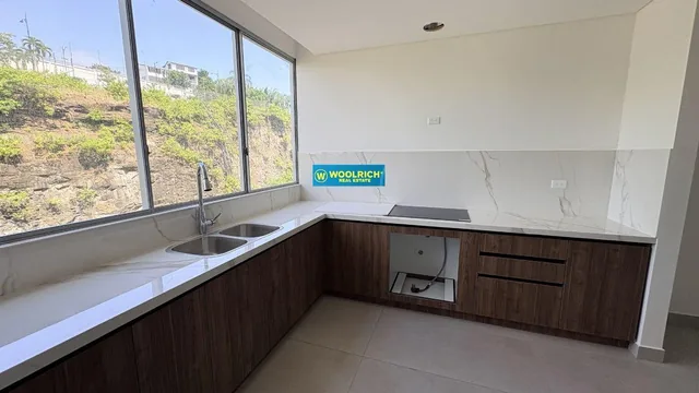 Santa Fe Tower, Urbanización Colon, Vendo Depart. a Estrenar, 2 Dorm, 2 Banos, Balcones Parque, 145, Guayas — imagen 4