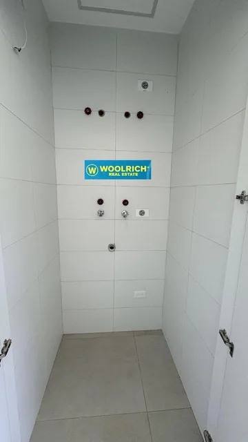 Santa Fe Tower, Urbanización Colon, Vendo Depart. a Estrenar, 2 Dorm, 2 Banos, Balcones Parque, 145, Guayas — imagen 2